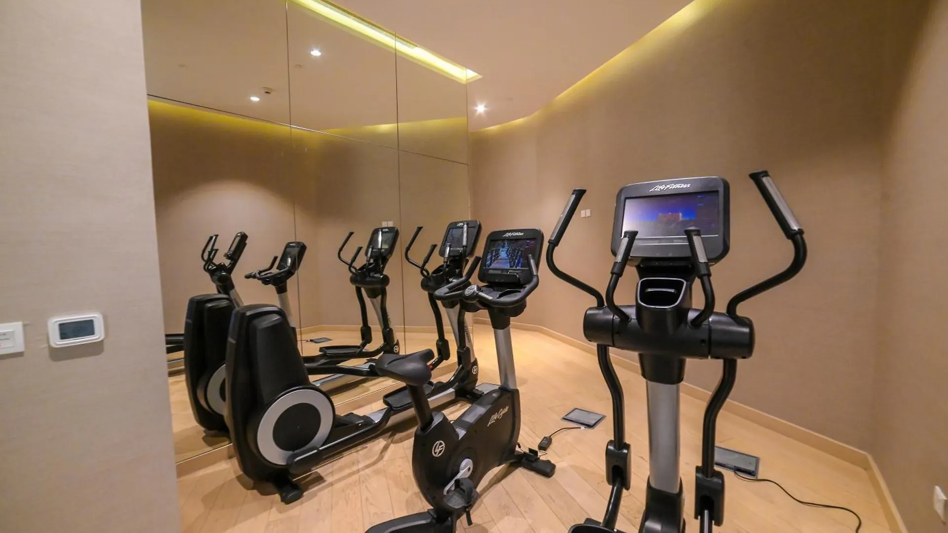 Damac Prive Exquisite Luxurious Studio Apartment By Central Cove Holiday Homes Dubai